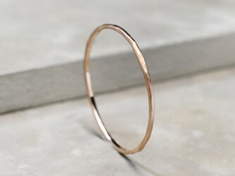 つや消し槌目 K18PGピンクゴールドプレーンリング 0.8mm幅 マットハンマー｜K18PG RING｜903の画像