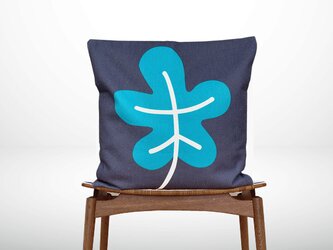 森のクッション Big leaf Back Navy blue -ヒノキの香り-の画像