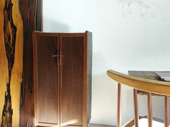厨子　無垢材∗モダン∗インテリア家具∗現代仏壇の画像