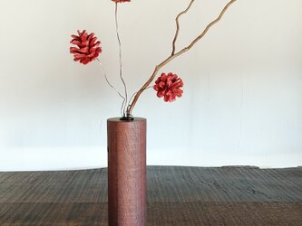 赤い木の一輪挿し　パドック＊花器＊ドライフラワー＊無垢材の画像