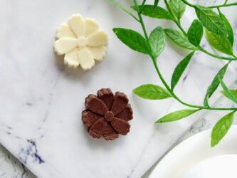 お花のチョコレート型（コスモス）(22)　シリコン型　シリコンモールド　お菓子　手作り　プレゼントの画像