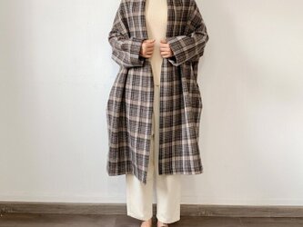 en-enガウンコート・こげ茶系チェックの画像
