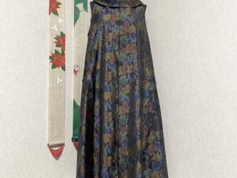 大島紬のロールカラーAラインワンピース　年つまる　着物リメイクの画像