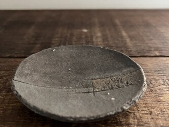 黒釉&黒泥彩紋「紬」豆皿　(8㎝ round saucer)の画像