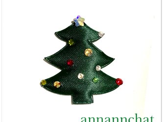【クリスマスツリー ＆ オーストリア製 スワロフスキー 　グリーン　ブローチ】 男性にもの画像