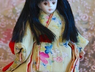 春色の着物ミニドールの画像