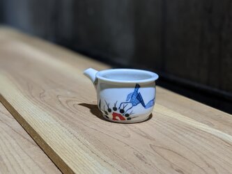 片口（鳥と何か）の画像
