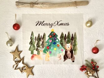 森のクリスマスタペストリーの画像