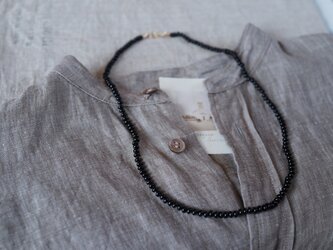 short necklace silk オニキスの画像