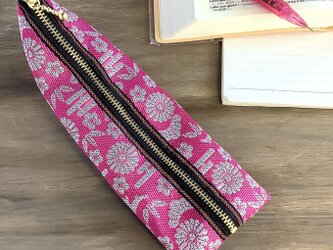 【おめでたうさぎ】畳縁　テトラ型　ペンケース　つつじ色　ぼたん色　ピンク　シルバー　縁起物　兎の画像