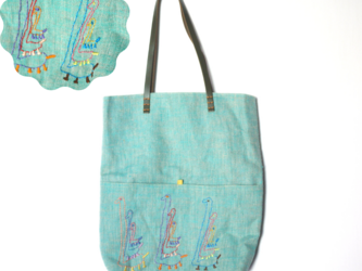 【個性的】シュールなイラスト刺繍トートバッグ エイブルアートの画像