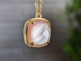 ☘ pink-shell × crystal Square 桃色ピンクシェル×クリスタルネックレス（14kgf可）の画像
