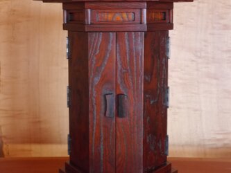 ケヤキ玉杢６角厨子の画像