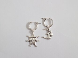 【Silver925】夜空を知らない星たち＜フープピアス＞の画像