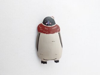 スヌード王様ペンギンひな 漆ブローチの画像