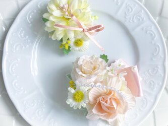 卒入学式にママとリンク　桜とミモザ　春の2wayコサージュ110.111の画像