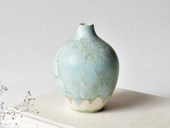 Water stone vase 06の画像