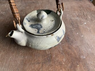 緑ピンク　茶漉しスキッター付急須　の画像