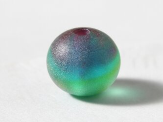 ガラスアクセサリー【花浅葱】縞の小石　L285の画像