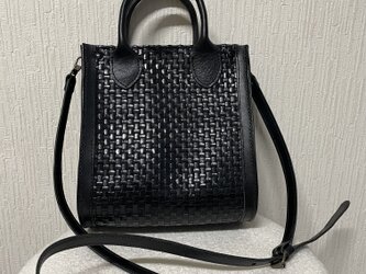フォーマルにも使える・イタリアンレザーとメッシュレザーの2wayバックの画像