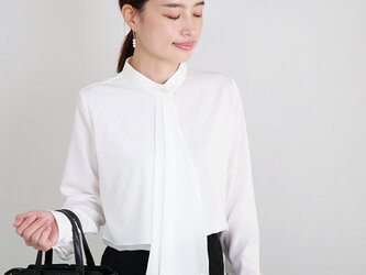 結ばない ボウタイブラウス 長袖　ホワイト　0566WHの画像