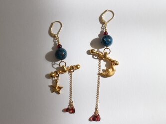 おなじ銀河にいる＜月と惑星のピアス（イヤリング）＞の画像