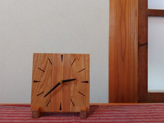 置き･壁掛け兼用 時計　～オニグルミ材･クリ材・シンプル文字･15×15㎝～の画像