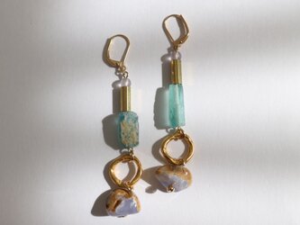 エーゲ海にねむる石の耳飾り＜ピアス（イヤリング）＞の画像
