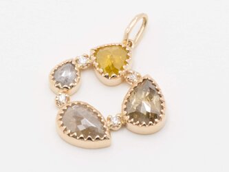 Wish wreath pendant dropsの画像