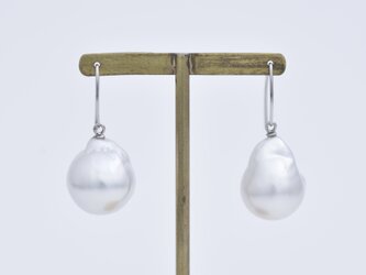south sea pearl / pt900 【hook pierce】の画像