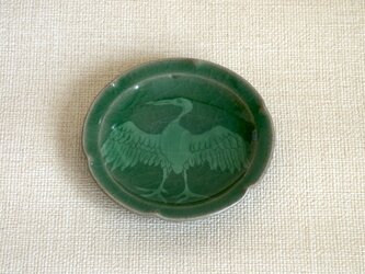 輪花皿（青磁象嵌 鳥a）の画像