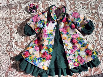 ドール背丈６５～６８ｃｍ用　カラフル着重ね風ドレスと髪飾りの画像
