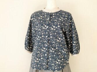 Botanical flower blouse ネイビー Ｍ～Ｌサイズの画像