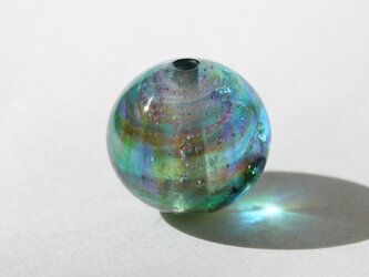 ガラスアクセサリー【絢】縞の小石　L311の画像
