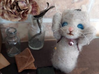 ばんずーい灰猫さん・リュック（羊毛フェルト）の画像