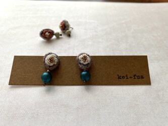 時代遅れなレディのためのピアスの画像