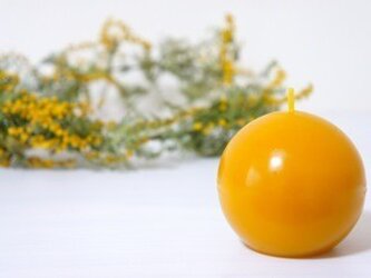 b a l l 　　　＊　yellowの画像