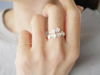○オープンリング○シルバー925／ちいさな花のリングの画像