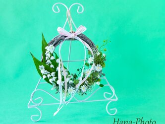 スズランとデイジーとレースフラワーのリース  (リース台：直径15㎝）　   (433)の画像