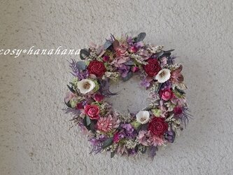 【母の日2023】赤バラのヴァイオレットwreathの画像