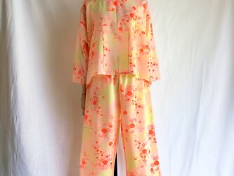 ルームウエア　Tシャツ風【送料無料】着物リメイク　ピンク　小花模様の画像