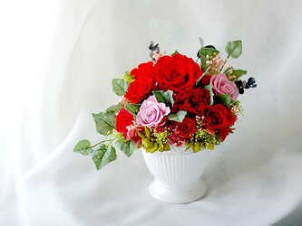 【母の日2023】赤薔薇とカーネーションのコンビネーション母の日アレンジの画像