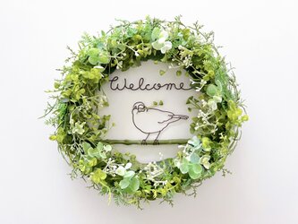 葉を運ぶ文鳥のWelcomeグリーンリースの画像