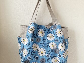 リネンのサイドポケットチューリップバッグ（北欧フラワー・ブルー）の画像