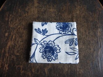 藍色の花柄のサニタリーケース（送料無料）の画像
