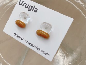 煌めくガラスピアスの画像