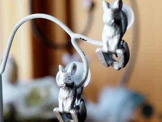 うさぎイヤリング 片耳 ネザーランドドワーフ マットシルバーの画像
