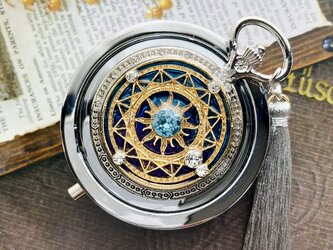 魔術師の小物入れー懐中時計型：三分割の画像
