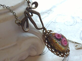ヴィンテージ　Pink薔薇／Gold･Gray-Brown　クラシカルデザインネックレスの画像