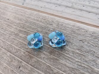 煌めくガラスピアス&イヤリングの画像